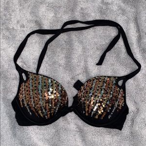 Victoria’s Secret bikini top